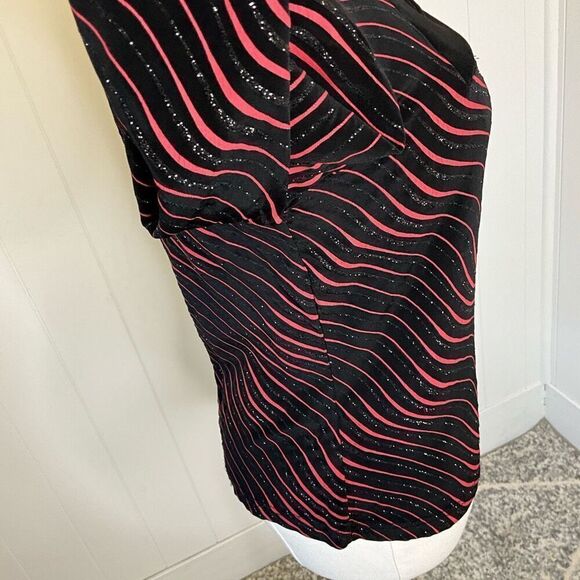 Libra Womens Small Pullover Asymmetrical Neckline Top Black Pink Wave Metallic - Picture 5 of 12